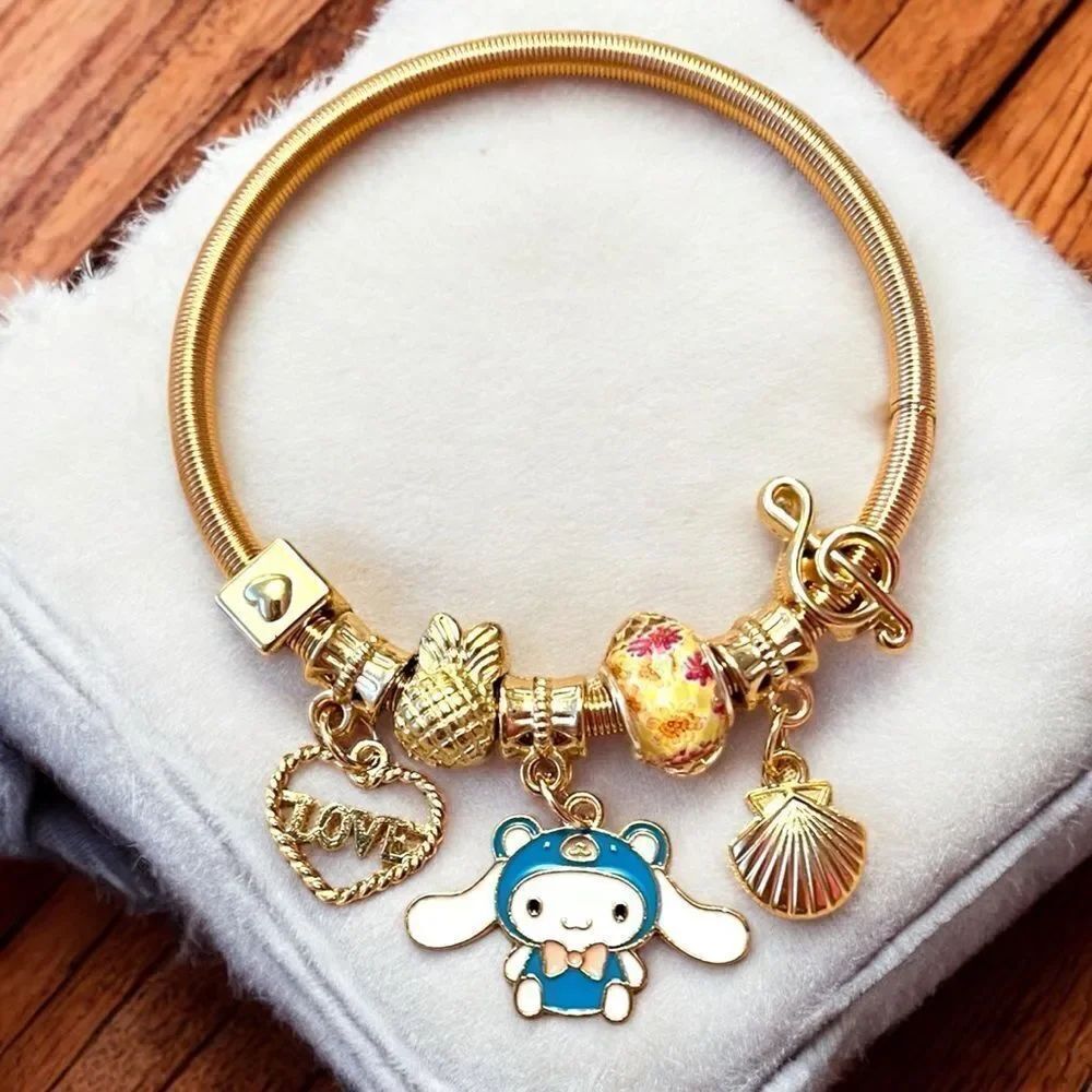Blue Cinnamoroll Heart Shell Gold Tone Stretch Charm Bracelet